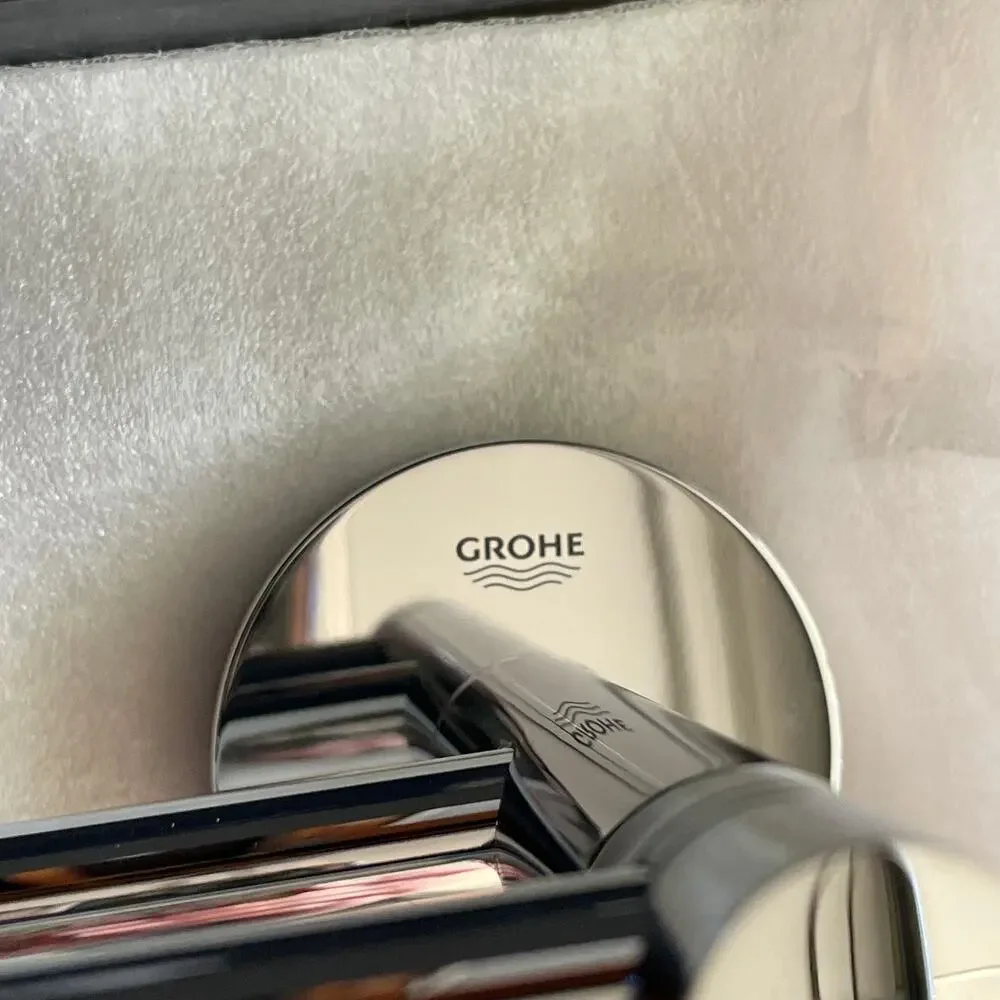 NEW Open Box Grohe Essentials Starlight Double Towel Rail Chrome 600mm